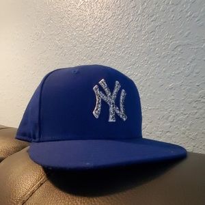 New York Yankees fitted hat